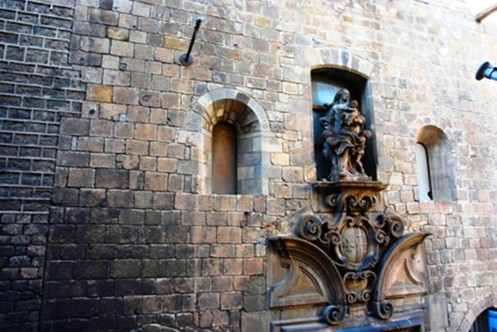 Gasthaus Center-Ramblas Barcelona Exterior foto